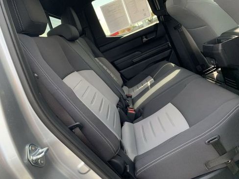 Used 2025 Toyota Tacoma TRD Sport w/ TRD Sport Upgrade Package image 12