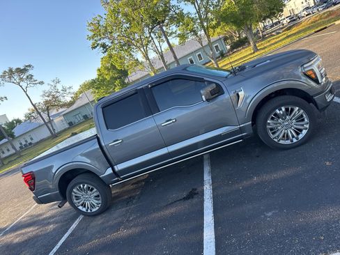 Used 2024 Ford F150 Platinum w/ Equipment Group 703A Plus image 3