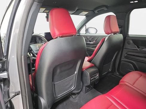 Certified 2023 Lincoln Corsair Reserve AWD/4WD image 10