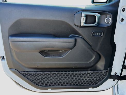 Used 2026 Jeep Gladiator Mojave image 21