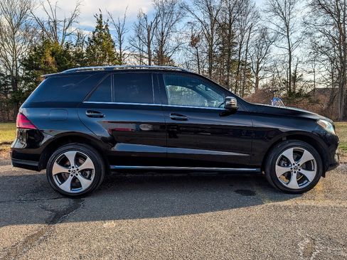Used 2018 Mercedes-Benz GLE 350 4MATIC image 4