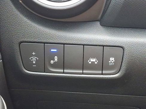 Used 2021 Hyundai Kona Limited w/ Cargo Package image 25