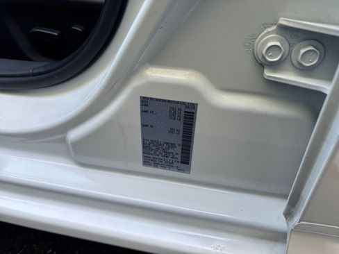Used 2025 Nissan Altima 2.5 SV FWD image 29