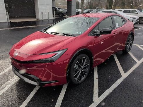 New 2026 Toyota Prius XLE image 7