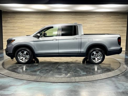 Used 2025 Honda Ridgeline RTL image 11