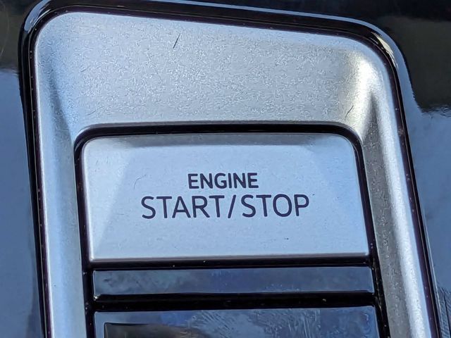 Used 2024 Volkswagen Atlas SE FWD image 29