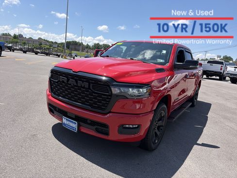 Used 2025 RAM 1500 Big Horn AWD/4WD image 1
