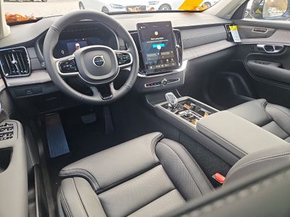 New 2026 Volvo XC90 B6 Ultra w/ Protection Package Premier