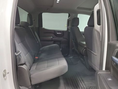 Used 2022 Chevrolet Silverado 1500 LT image 18