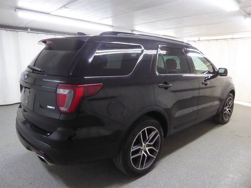 Used 2016 Ford Explorer Sport w/ Equipment Group 401A image 7