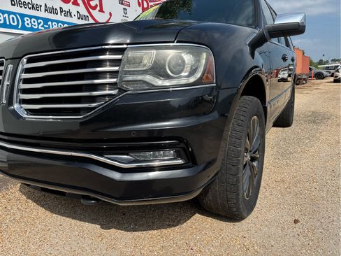 Used 2015 Lincoln Navigator 2WD image 10