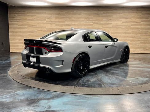 Used 2022 Dodge Charger Scat Pack image 9