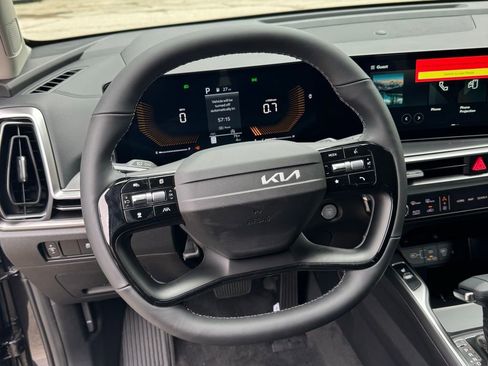 New 2026 Kia Sorento S image 13