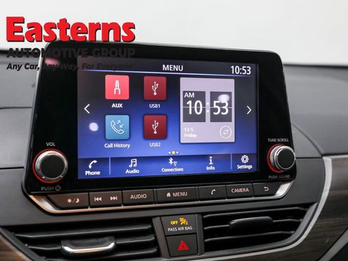 Used 2024 Nissan Altima 2.5 SV image 19