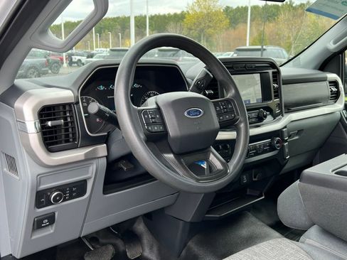 Certified 2022 Ford F150 XLT w/ Trailer Tow Package AWD/4WD image 3