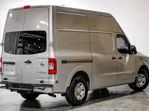 Used 2013 Nissan NV 3500 SV w/ Technology Pkg image 16
