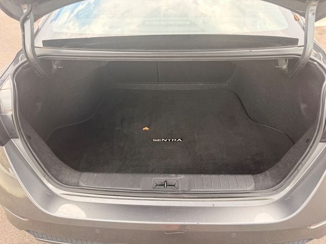 Used 2025 Nissan Sentra SV FWD image 16