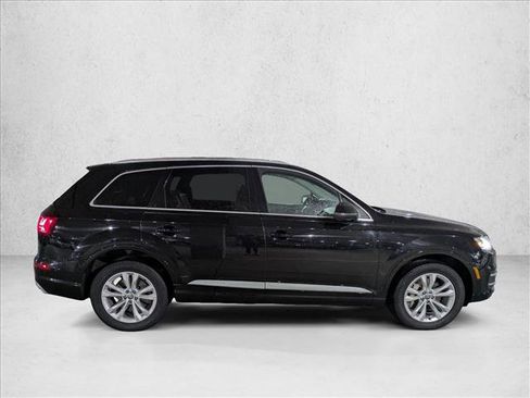 Used 2017 Audi Q7 3.0T Premium Plus image 4