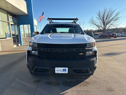 Used 2019 Chevrolet Silverado 1500 W/T w/ Trailering Package image 2