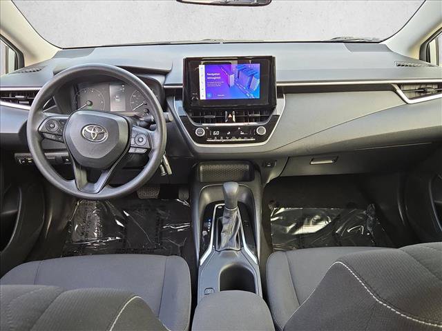 Used 2025 Toyota Corolla LE FWD image 17