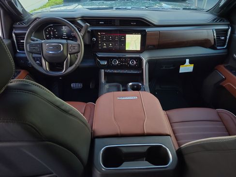 New 2026 GMC Sierra 2500 Denali Ultimate w/ Max Trailering Package image 16