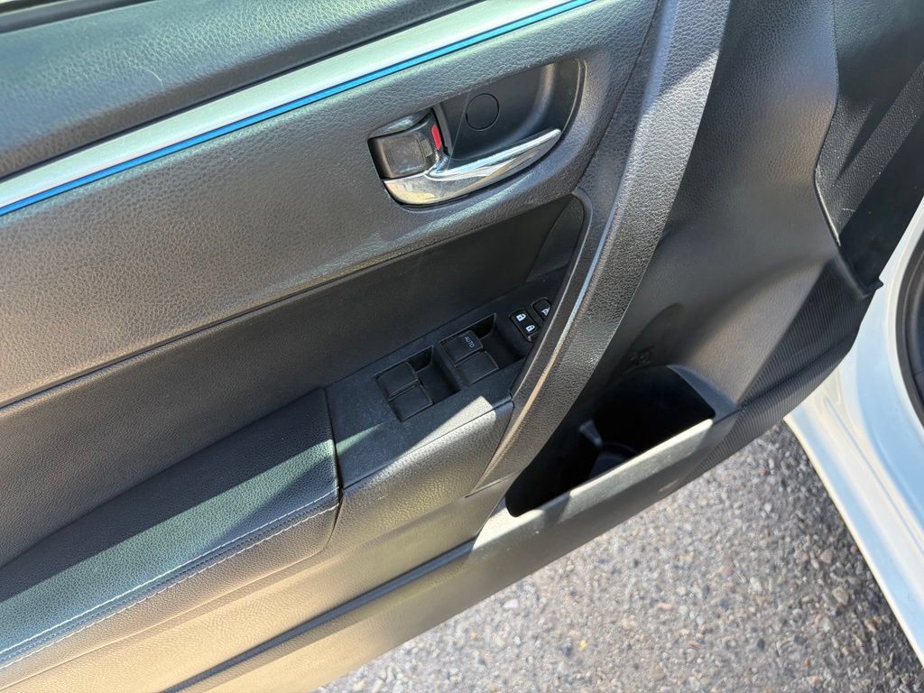Used 2015 Toyota Corolla S FWD image 13