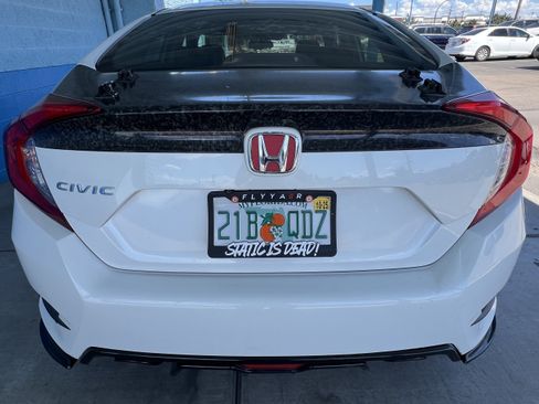 Used 2020 Honda Civic LX image 5