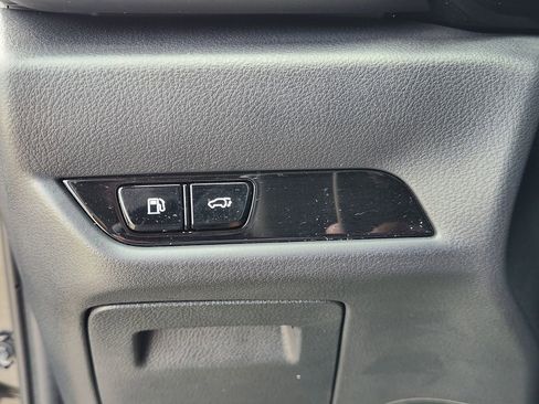 Used 2025 Lexus NX 250 FWD w/ Accessory Package (Z1) image 21