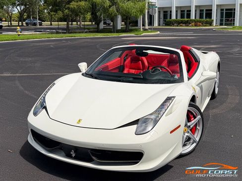 Used 2014 Ferrari 458 Spider RWD image 7