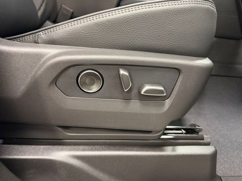 New 2026 GMC Yukon XL Denali w/ Sun & Power Step Package image 22