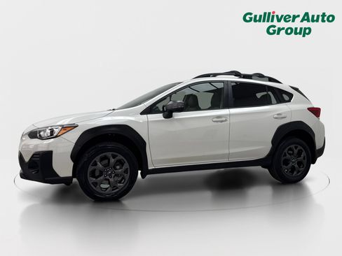 Used 2021 Subaru Crosstrek 2.5i Sport w/ Moonroof Package AWD/4WD image 2