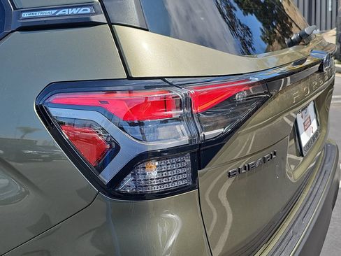 Certified 2025 Subaru Forester Limited AWD/4WD image 36