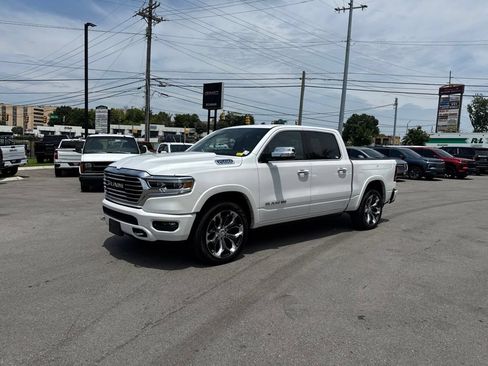 Used 2022 RAM 1500 Limited AWD/4WD image 3