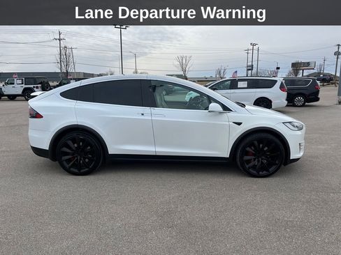 Used 2020 Tesla Model X Performance image 7
