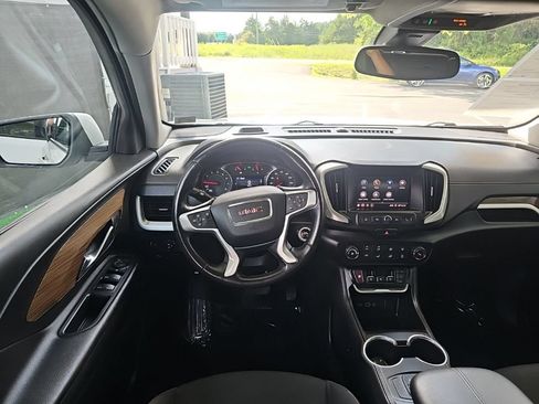 Used 2020 GMC Terrain SLE FWD image 9