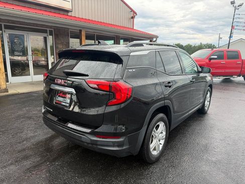 Used 2019 GMC Terrain SLE w/ Driver Convenience Package FWD image 4