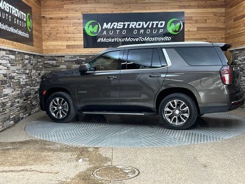 Used 2021 Chevrolet Tahoe LT w/ Luxury Package AWD/4WD image 8