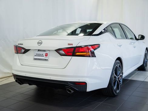 Used 2024 Nissan Altima 2.5 SR FWD image 4