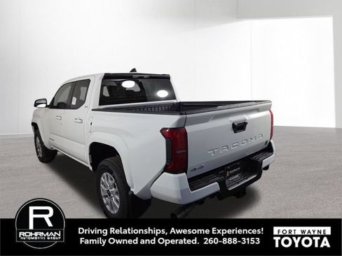 New 2026 Toyota Tacoma SR5 AWD/4WD image 9