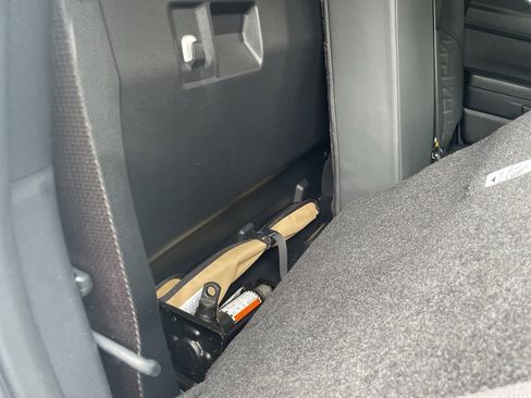 Used 2025 Toyota Tacoma TRD Sport image 47