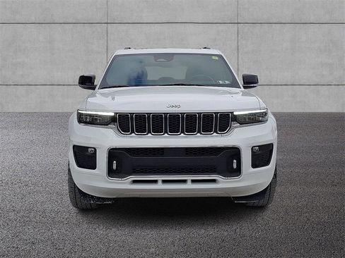 Used 2022 Jeep Grand Cherokee L Overland image 2