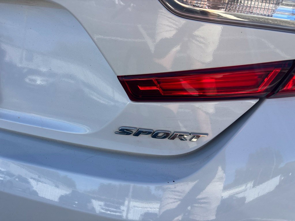 Used 2020 Honda Accord Sport image 9