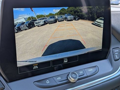 Used 2025 Chevrolet Blazer LT AWD/4WD image 18