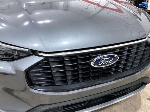 Used 2024 Ford Escape Platinum AWD/4WD image 28