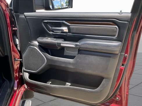 Used 2022 RAM 1500 Laramie AWD/4WD image 22