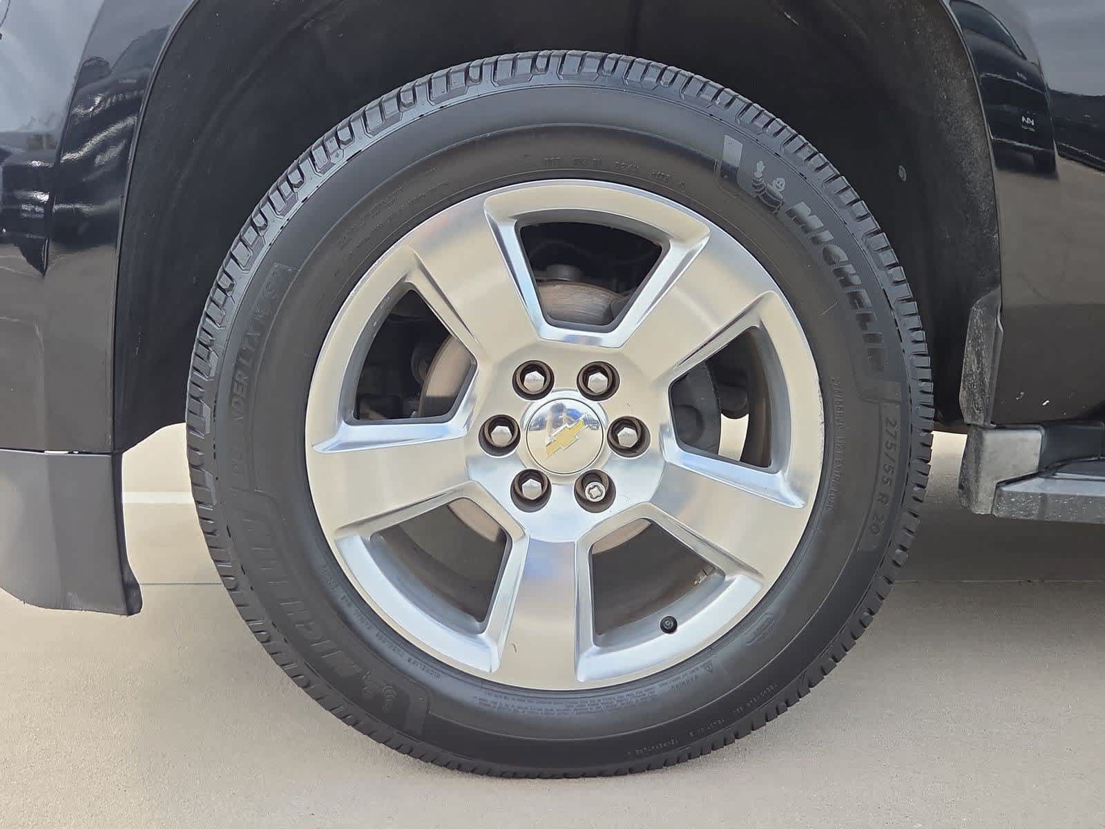Used 2015 Chevrolet Tahoe LT RWD image 13