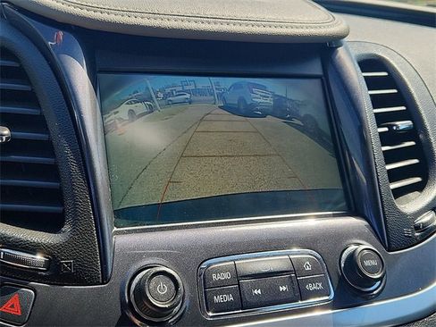 Used 2019 Chevrolet Impala LT image 8