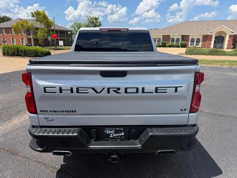 Used 2021 Chevrolet Silverado 1500 LT Trail Boss w/ Bed Protection Package AWD/4WD image 6