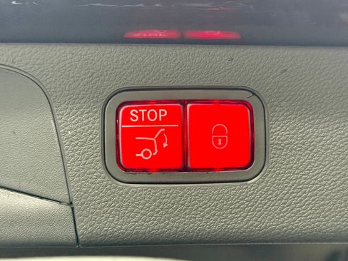 Used 2022 Mercedes-Benz GLC 300 image 16