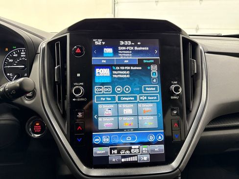 Used 2024 Subaru Crosstrek 2.5i Limited w/ Crosstrek Mirror Package image 18